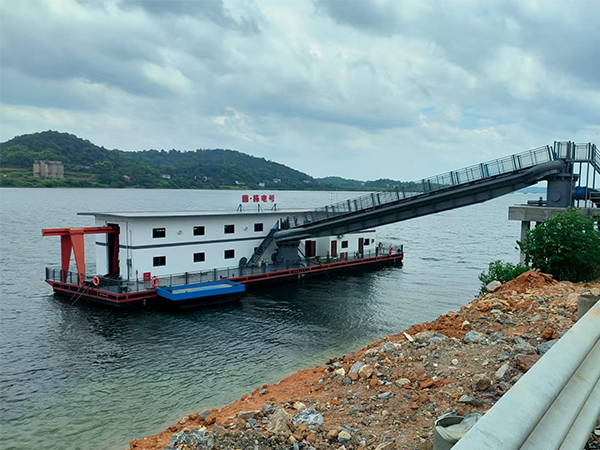 立式旋转接头摇臂式取水泵船-单个摇臂 立式旋转接头摇臂式取水泵船-单个摇臂